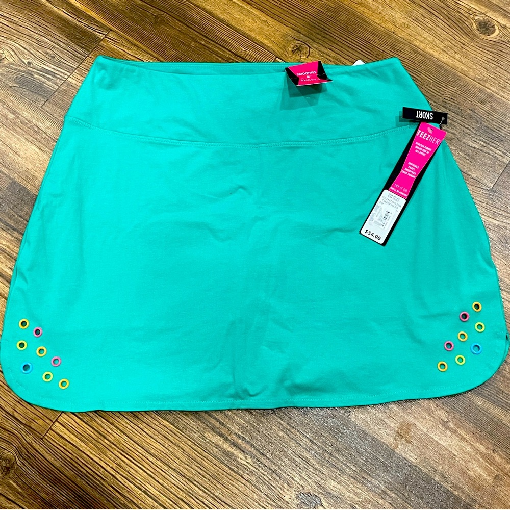 Tennis skirt / skort with hidden shaper shorts